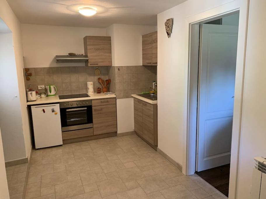 Holiday Apartment ネレジネ エクステリア 写真