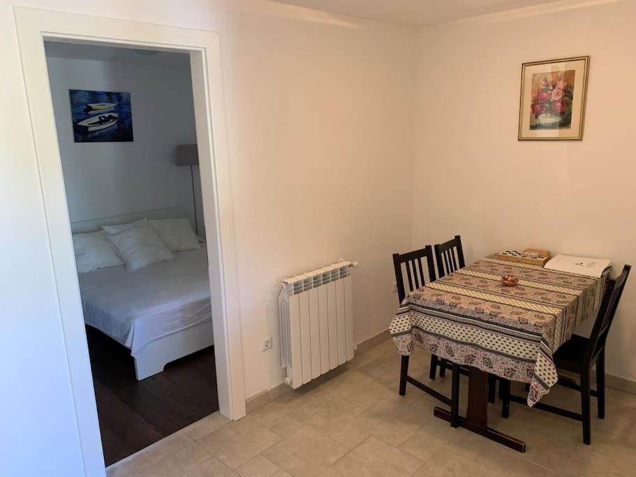 Holiday Apartment ネレジネ エクステリア 写真