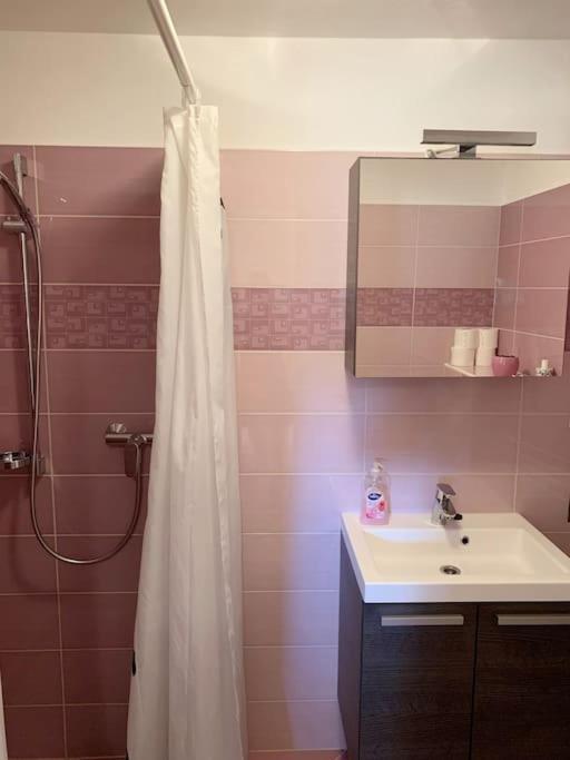 Holiday Apartment ネレジネ エクステリア 写真